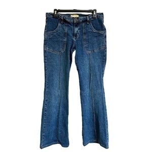 AMMA, STRETCH FLARE LEG JEANS.STITCHED FRONT SEAM. IN VERY GOOD CONDITION.SIZE S